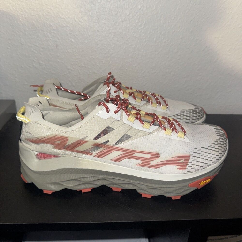 ALTRA Women's Mont Blanc Trail Running Shoe, Coral 10.5 US